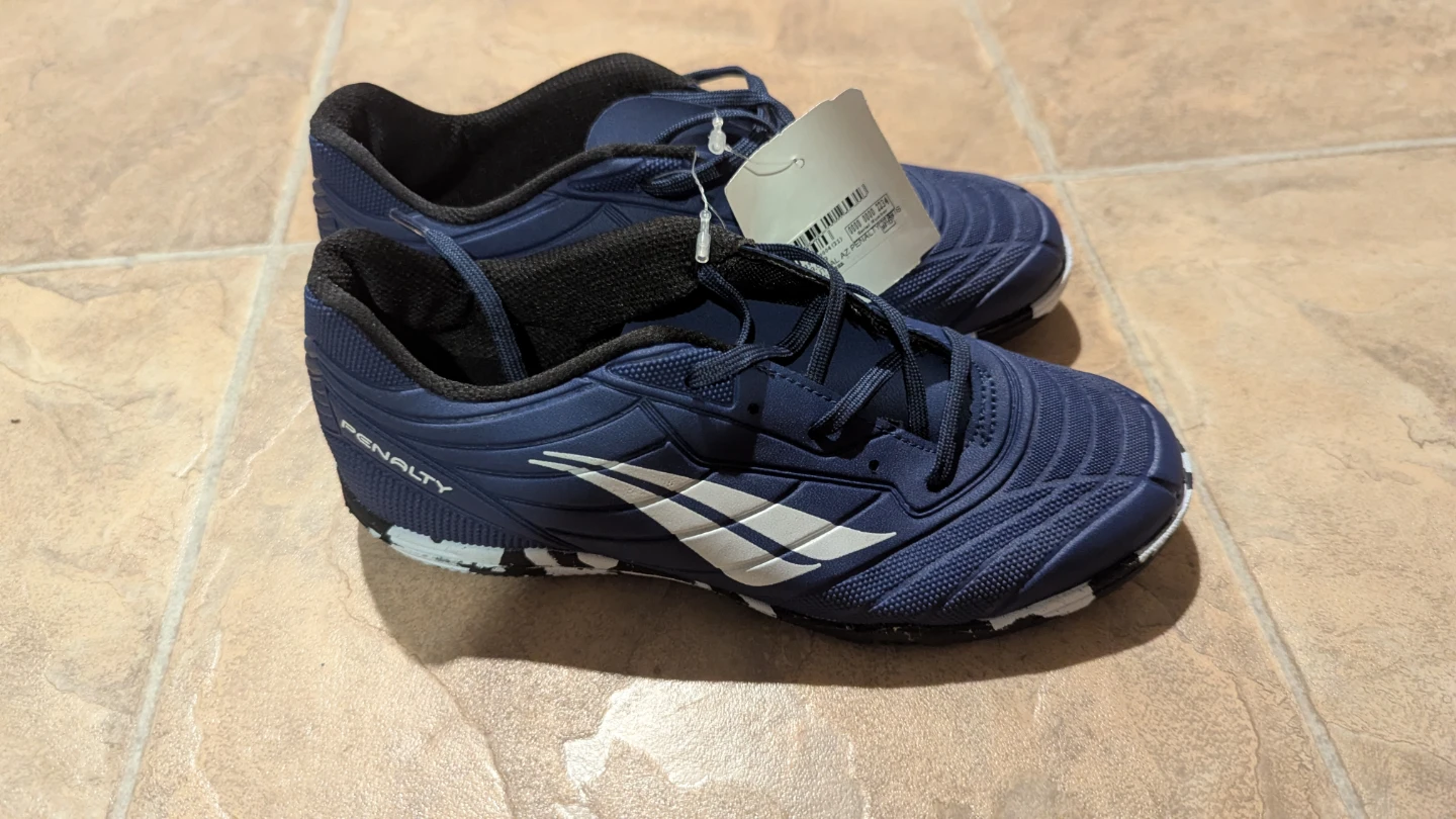 New Penalty Indoor Soccer Shoes - photo 4