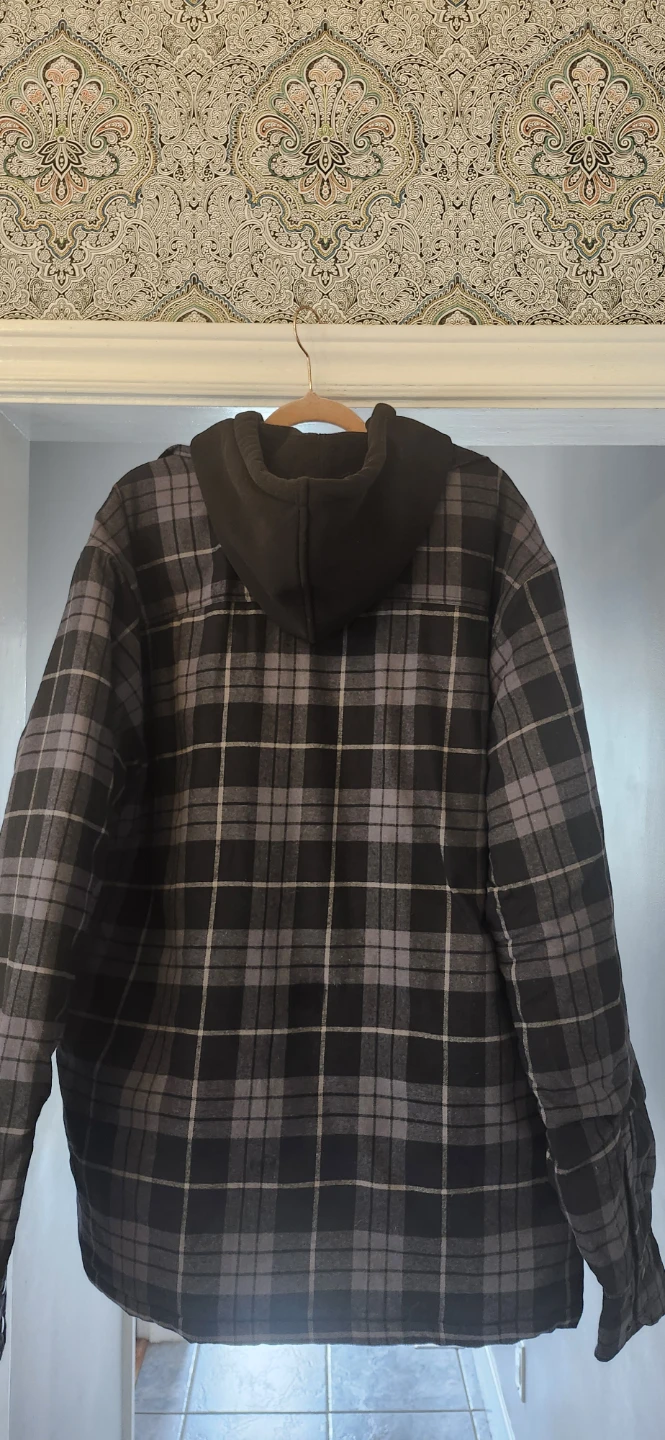 Plaid Hooded Jacket- XL with quilt lining - photo 3