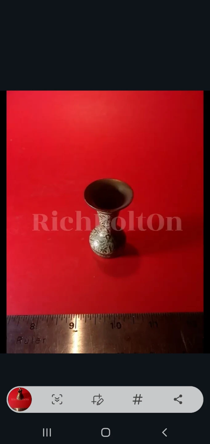 Small Brass Etched Vase - photo 3