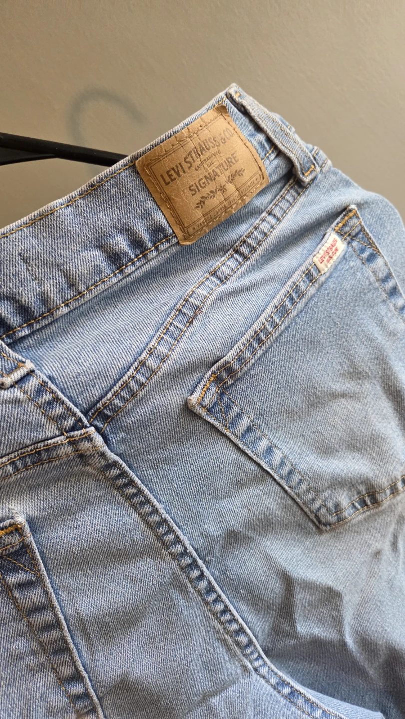 Levi Strauss Signature High-Rise Straight Jeans Size 8 - photo 4