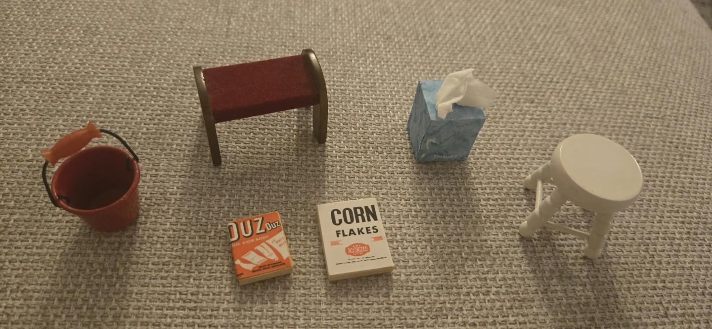 Miniature Dollhouse Furniture and Accessories Lot
