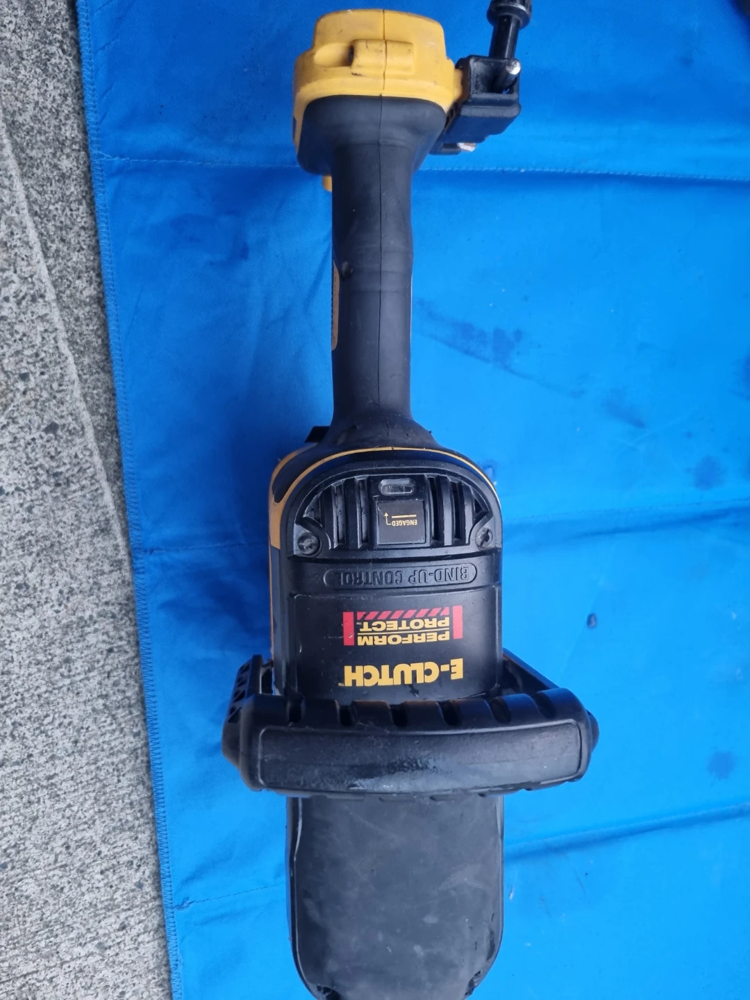DeWalt Flexvolt 9.0Ah Cordless Hammer Drill - photo 4