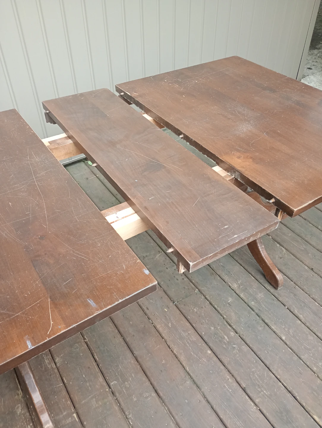 Extendable Wooden Dining Table - photo 2
