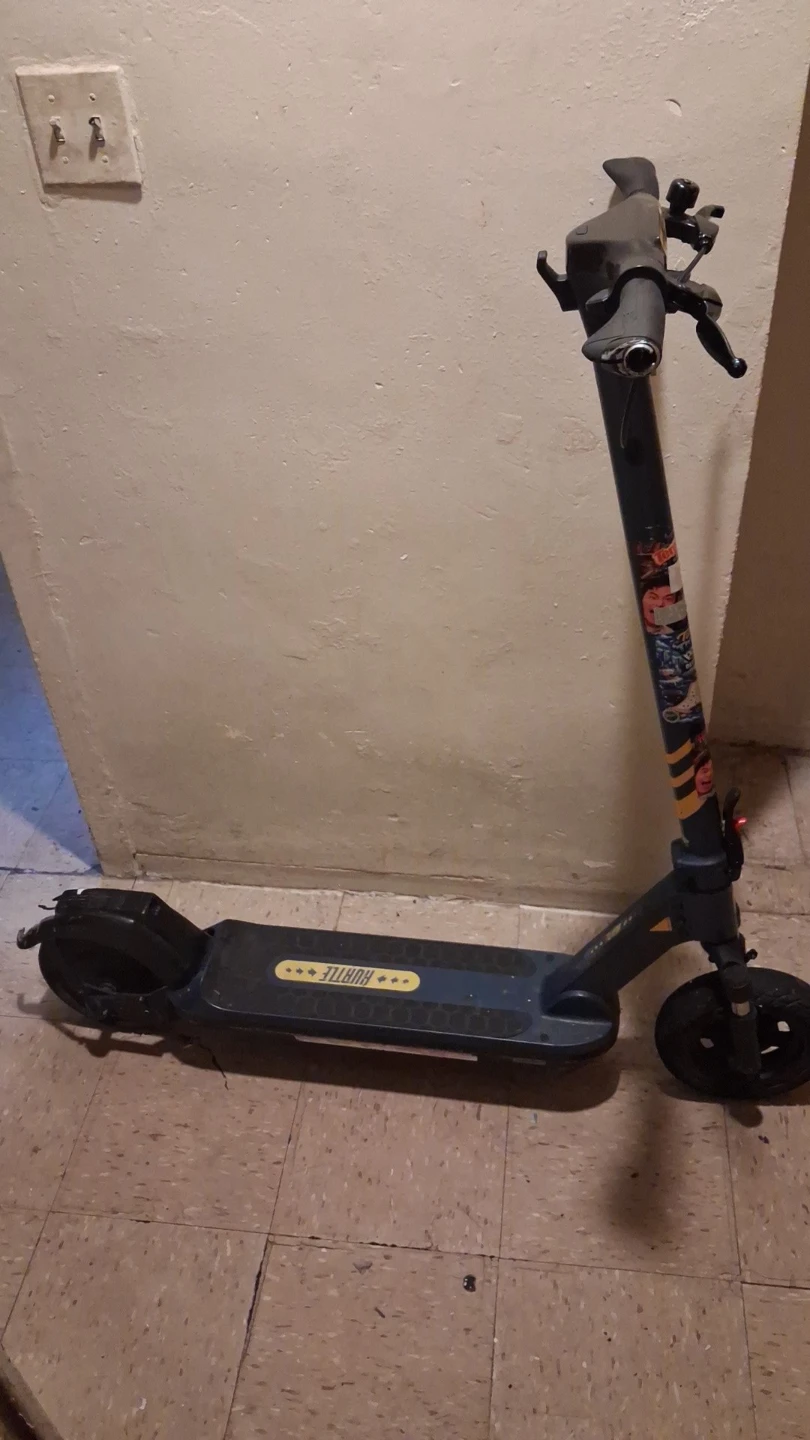 Hurtle Electric Scooter - photo 2
