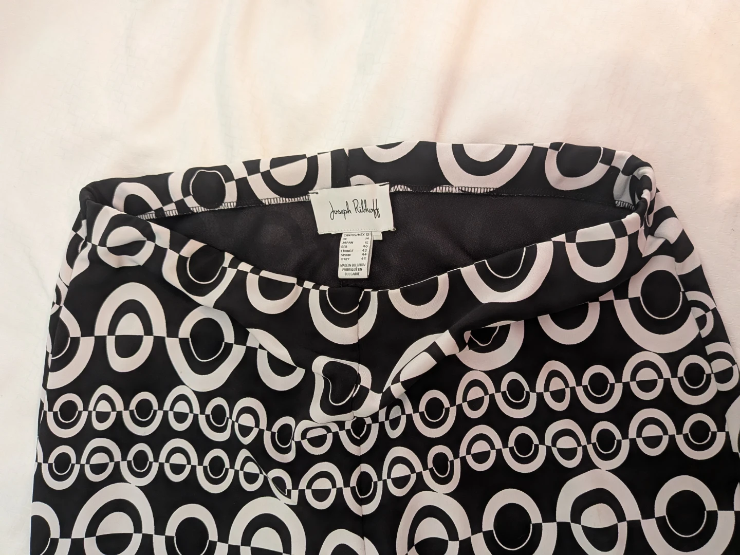Joseph Ribkoff patterned trousers - photo 3