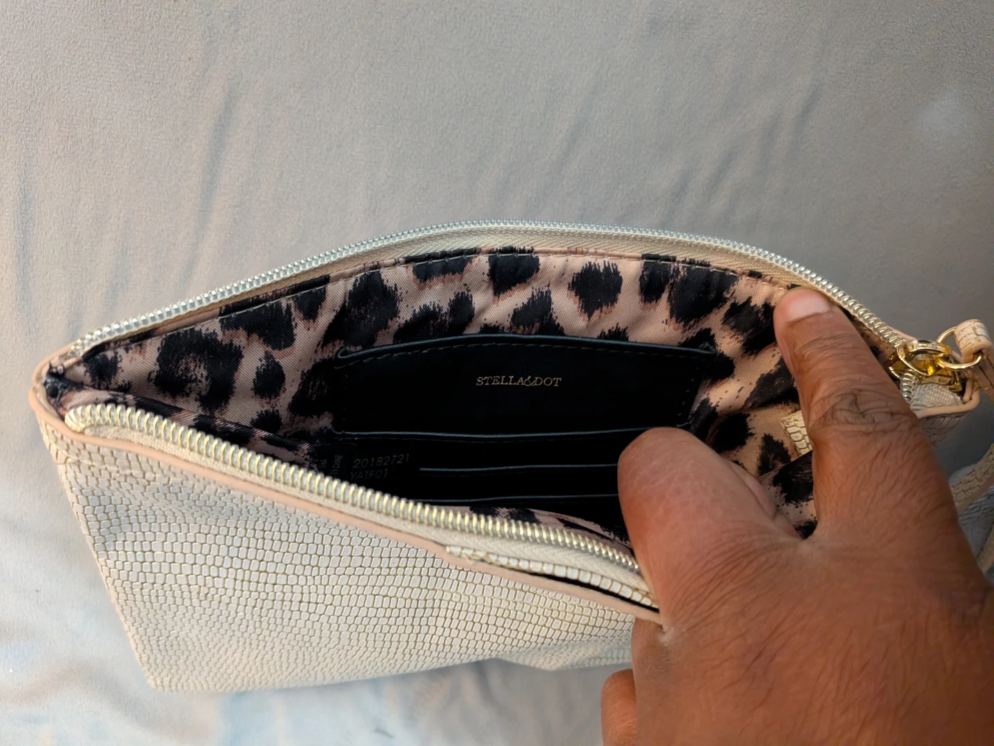 Stella & Dot Textured Wristlet Clutch - photo 3