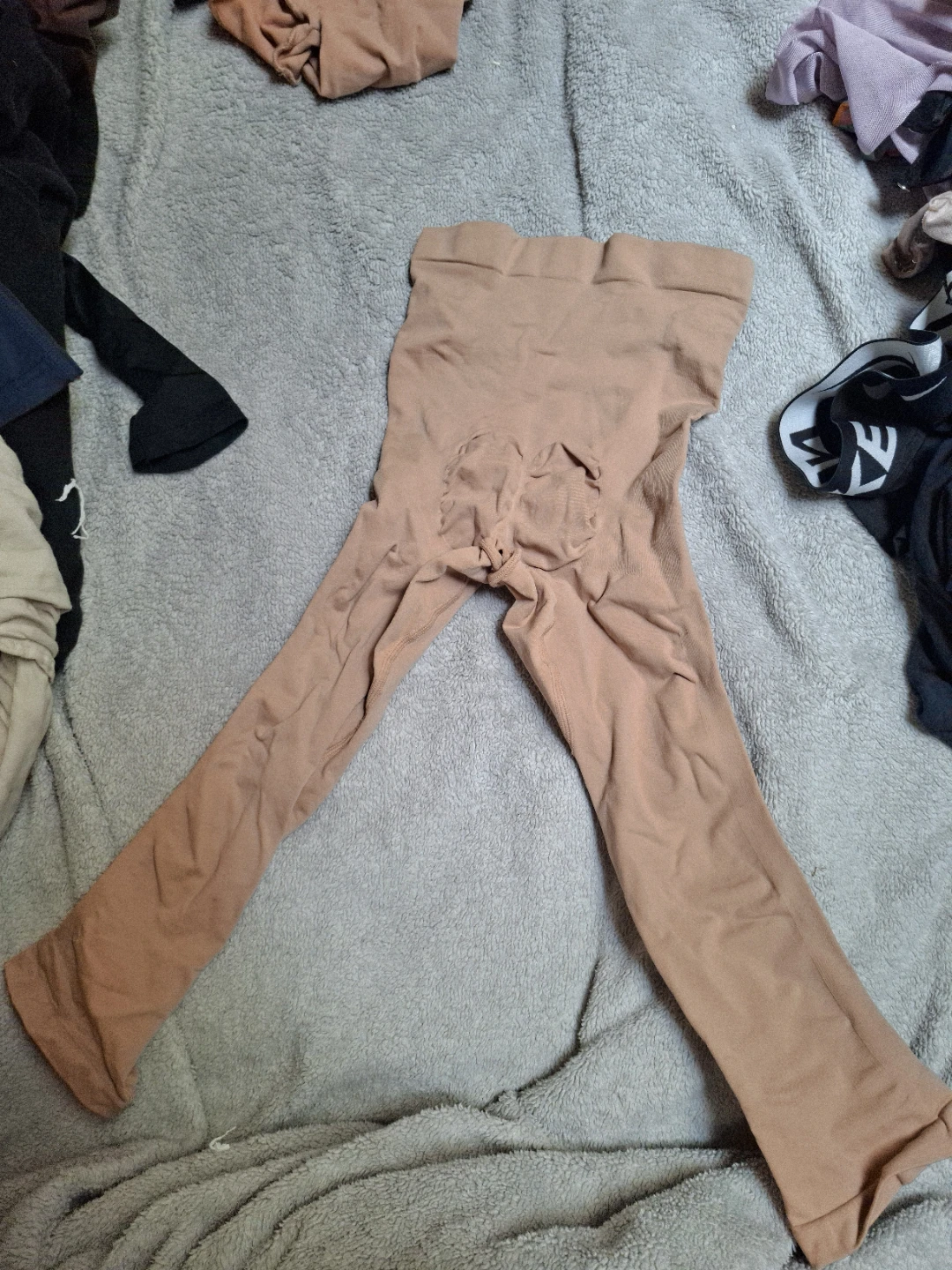 SKIMS Sculpting Tights - Beige - photo 3