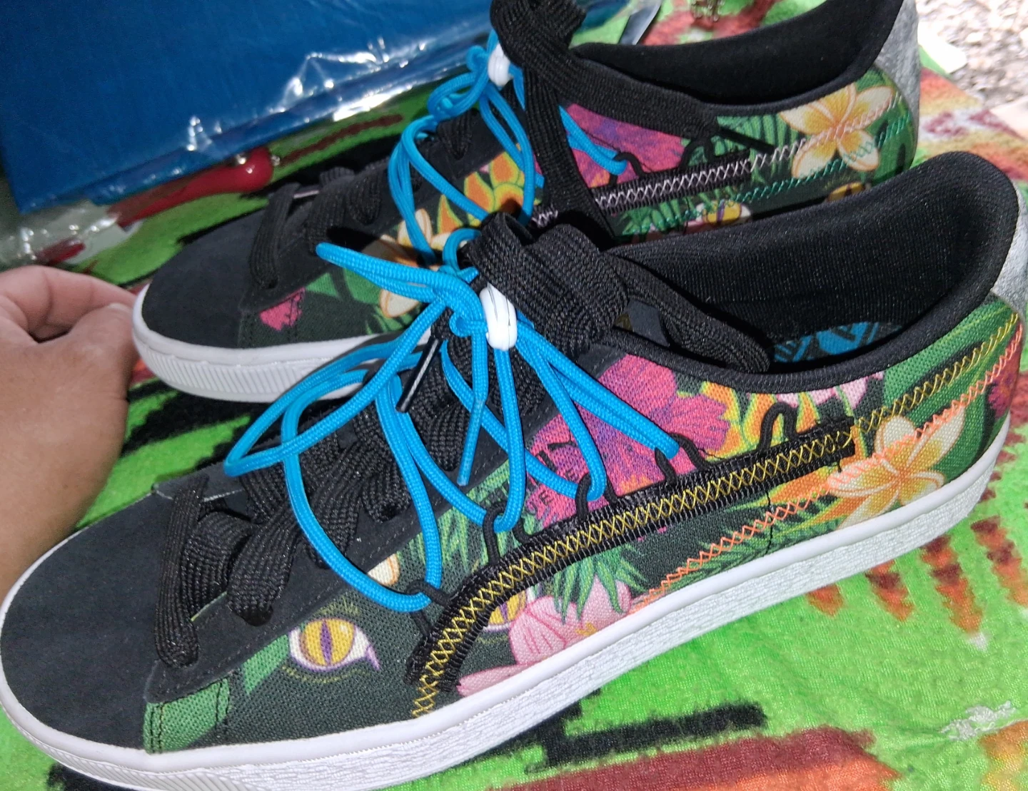 Puma Women's Floral Print Sneakers Size 9 - photo 3