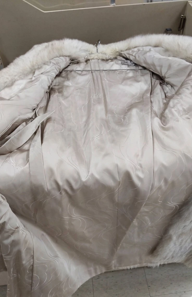 White Fur Coat like new vintage - photo 3