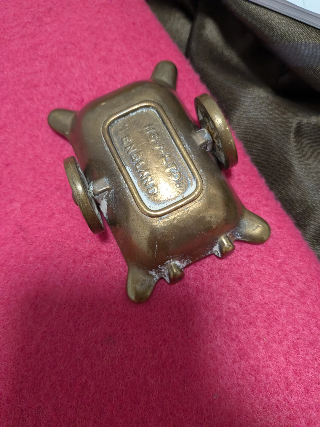 Vintage HCJ Ltd England Brass Ashtray - photo 2