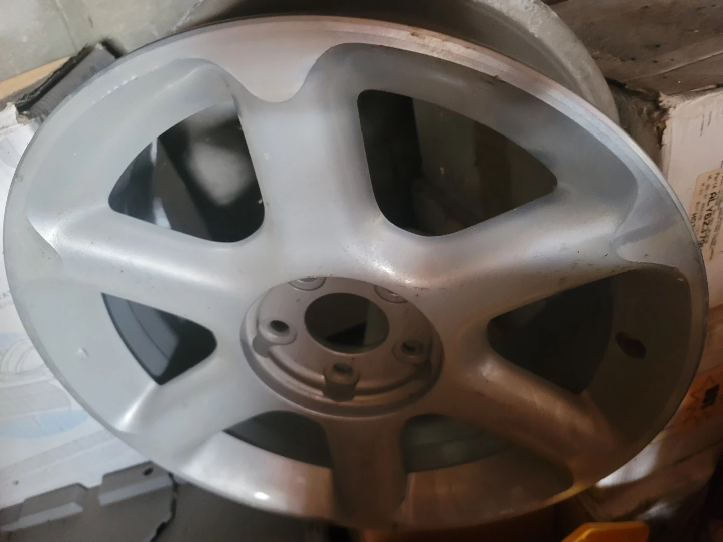 Nissan Maxima 2000-2001 17-inch Alloy Wheels - photo 2