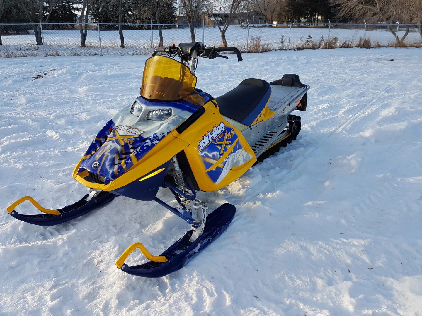 Ski-Doo Summit X RS Snowmobile