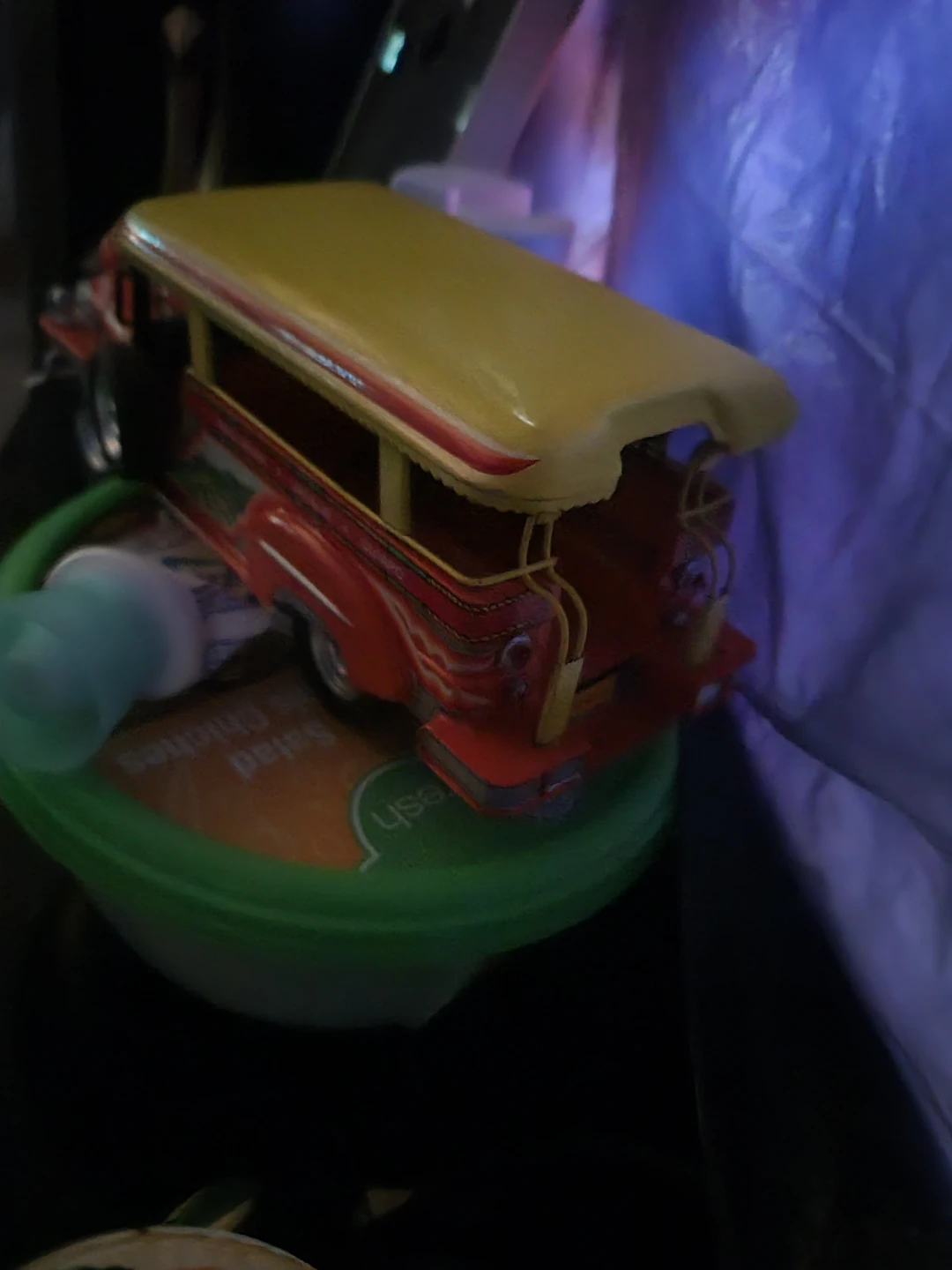 Vintage Metal Jeepney Toy - photo 2