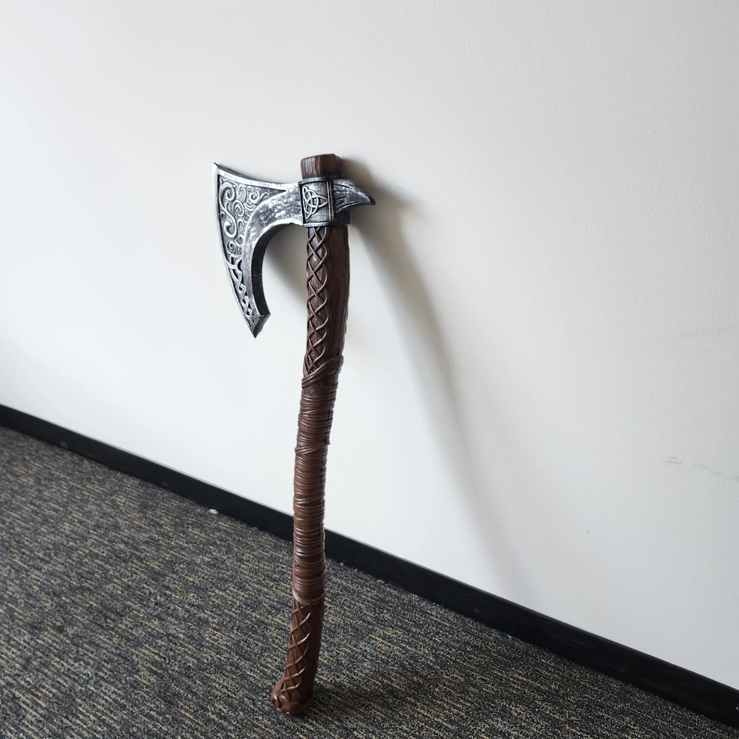 Viking Style Decorative Foam Axe - photo 4