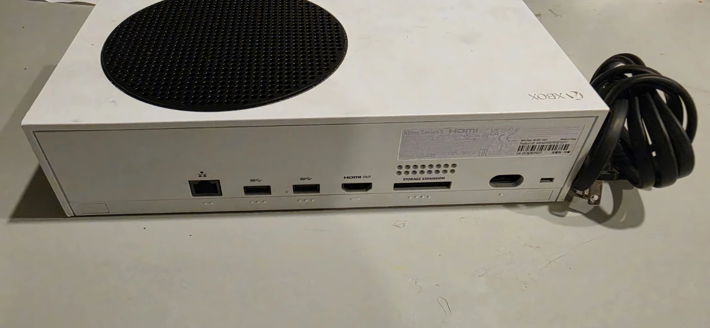 Microsoft Xbox Series S Console 512GB - photo 3