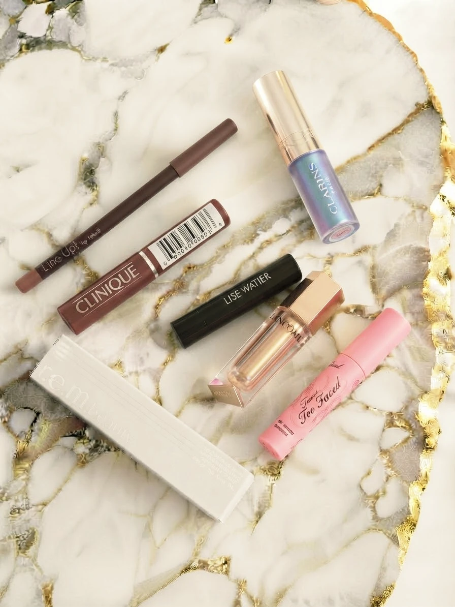 Brand Name Lip & Makeup Bundle . BUY A GIFT BOX OR INDIVIDUAL