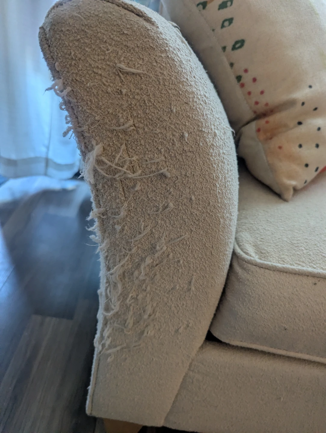 Cream Bouclé Loveseat pullout - photo 3