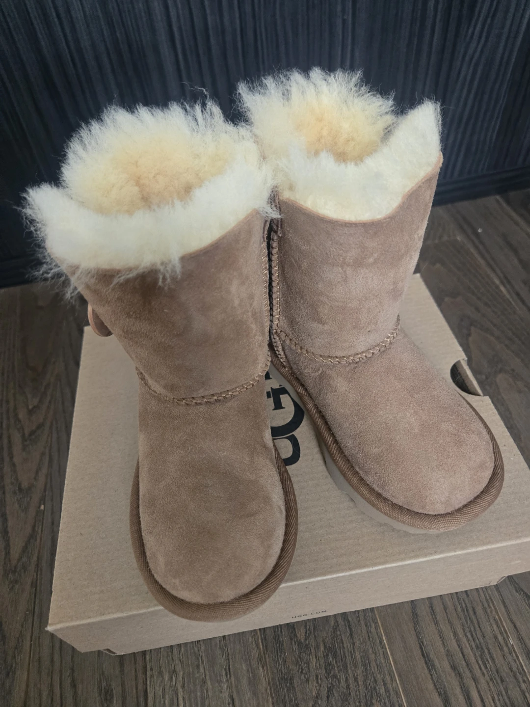 Ugg Boots - Toddler Size 8 - photo 3