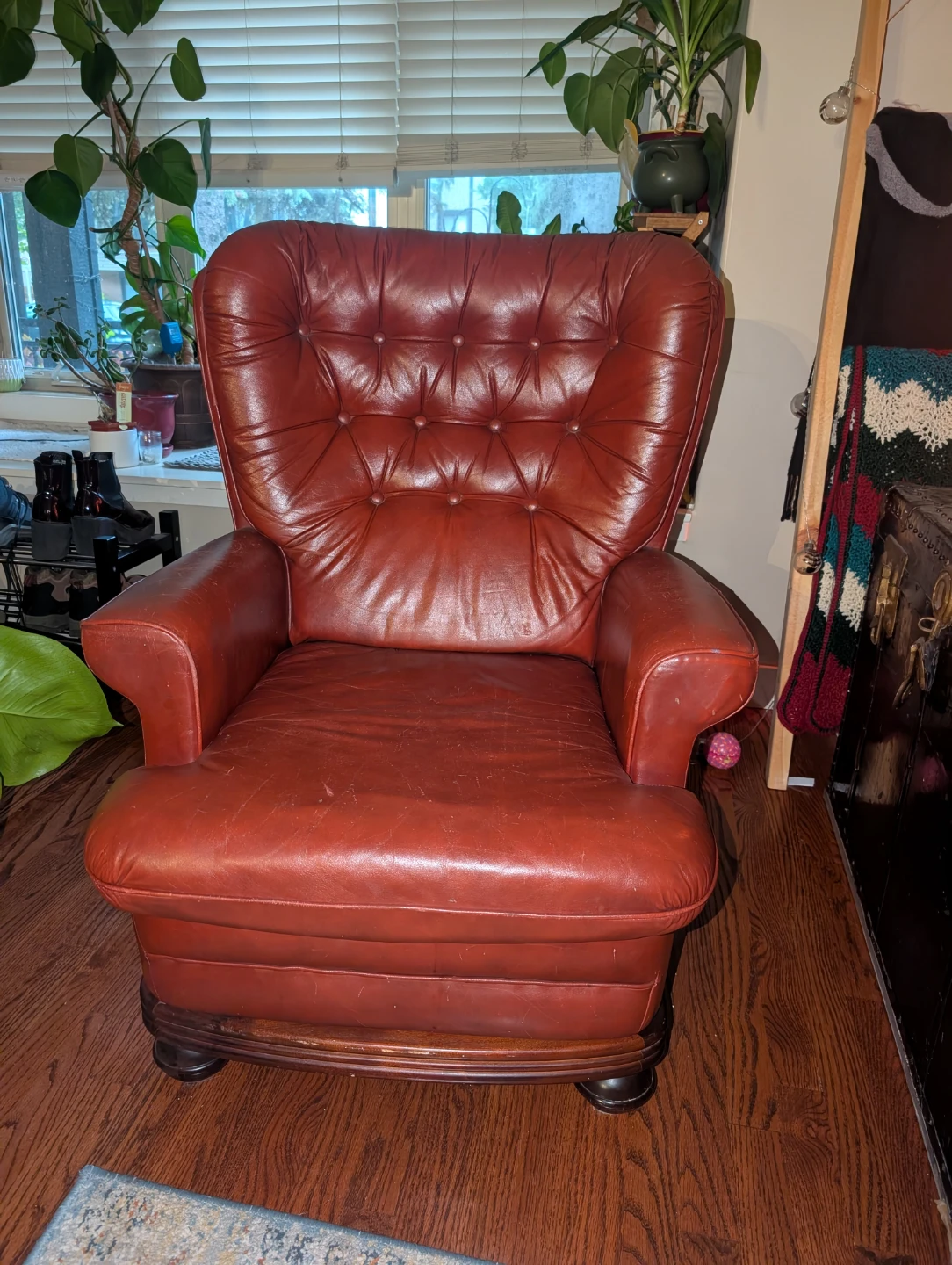 Tufted Leather Armchair