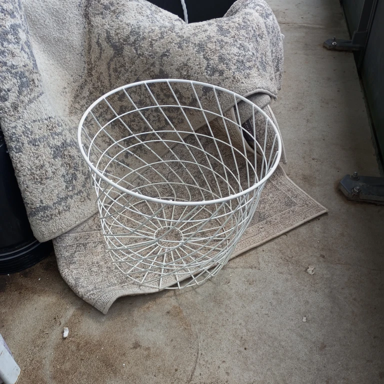 White Wire Metal Storage Basket
