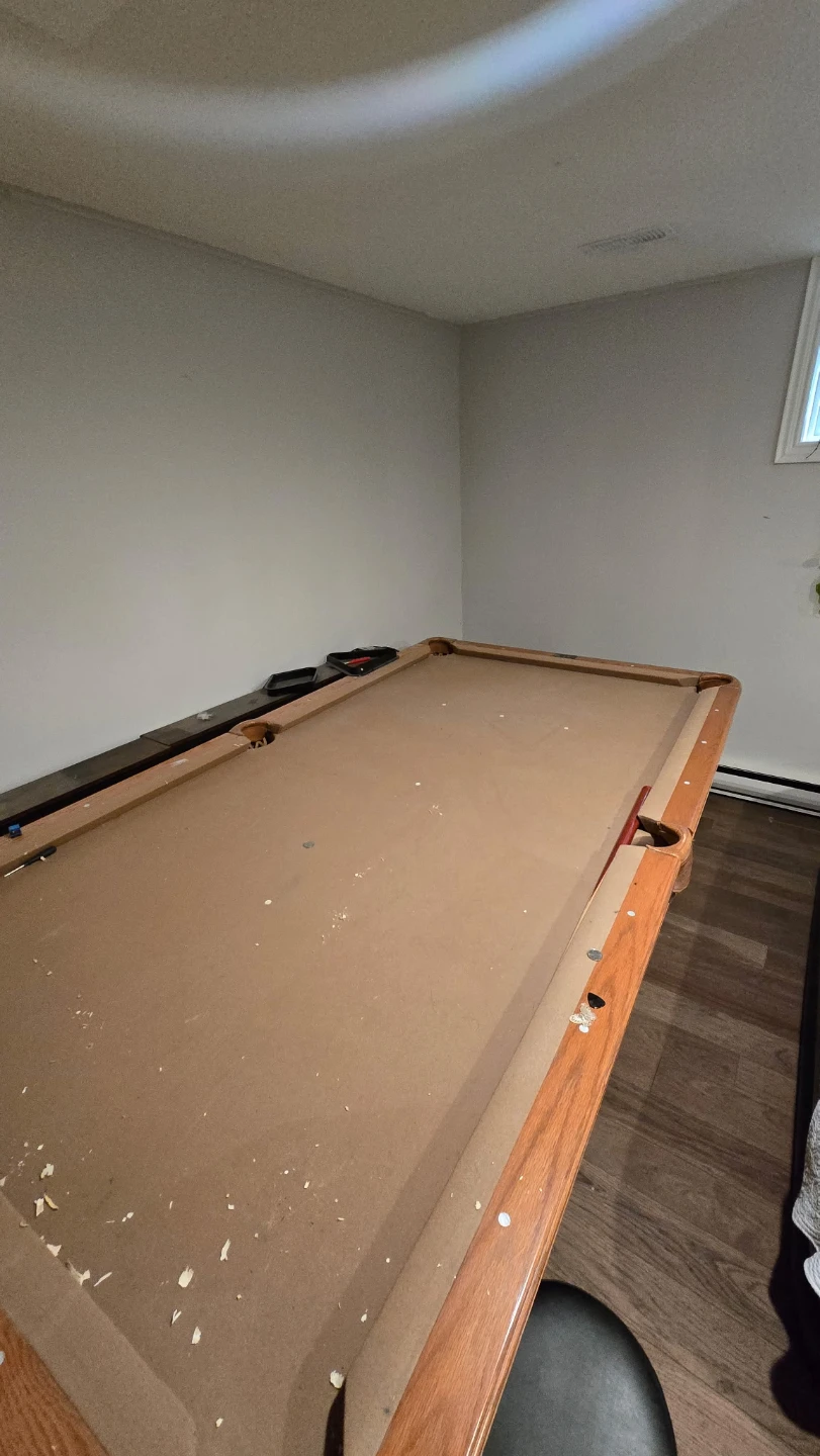 Americana 8' slate top pool table