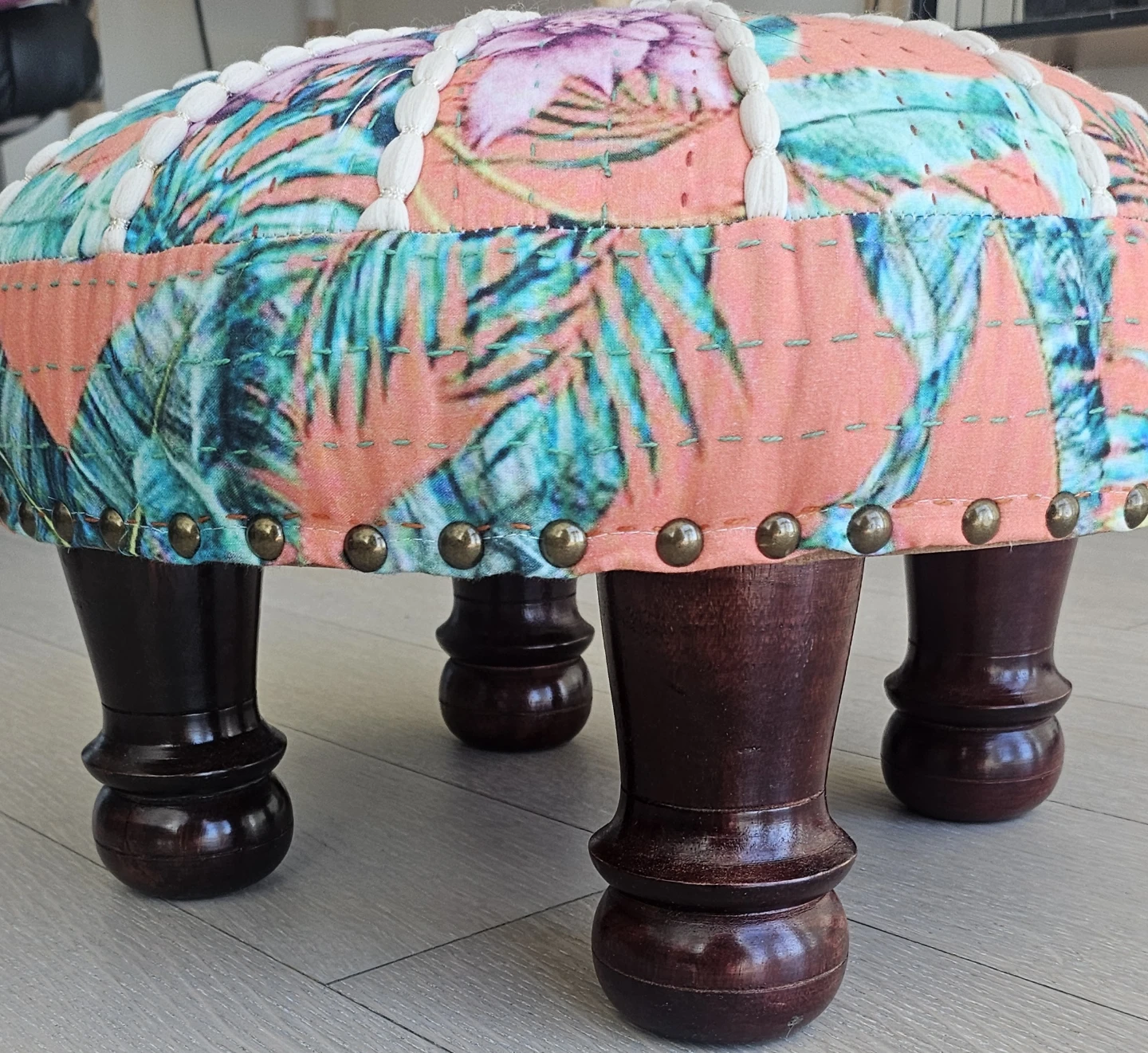 Tropical Print Round Ottoman - photo 2