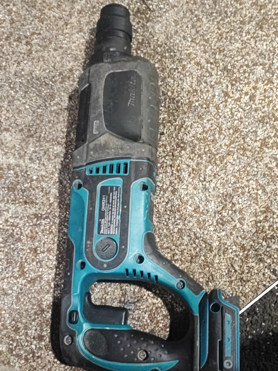 Makita DHR241 18V Rotary Hammer - photo 4