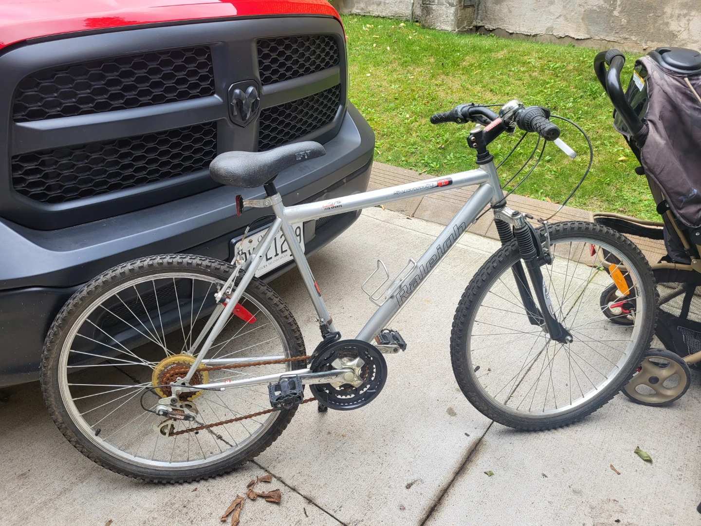 Raleigh Summit Mountain Bike 26 inch