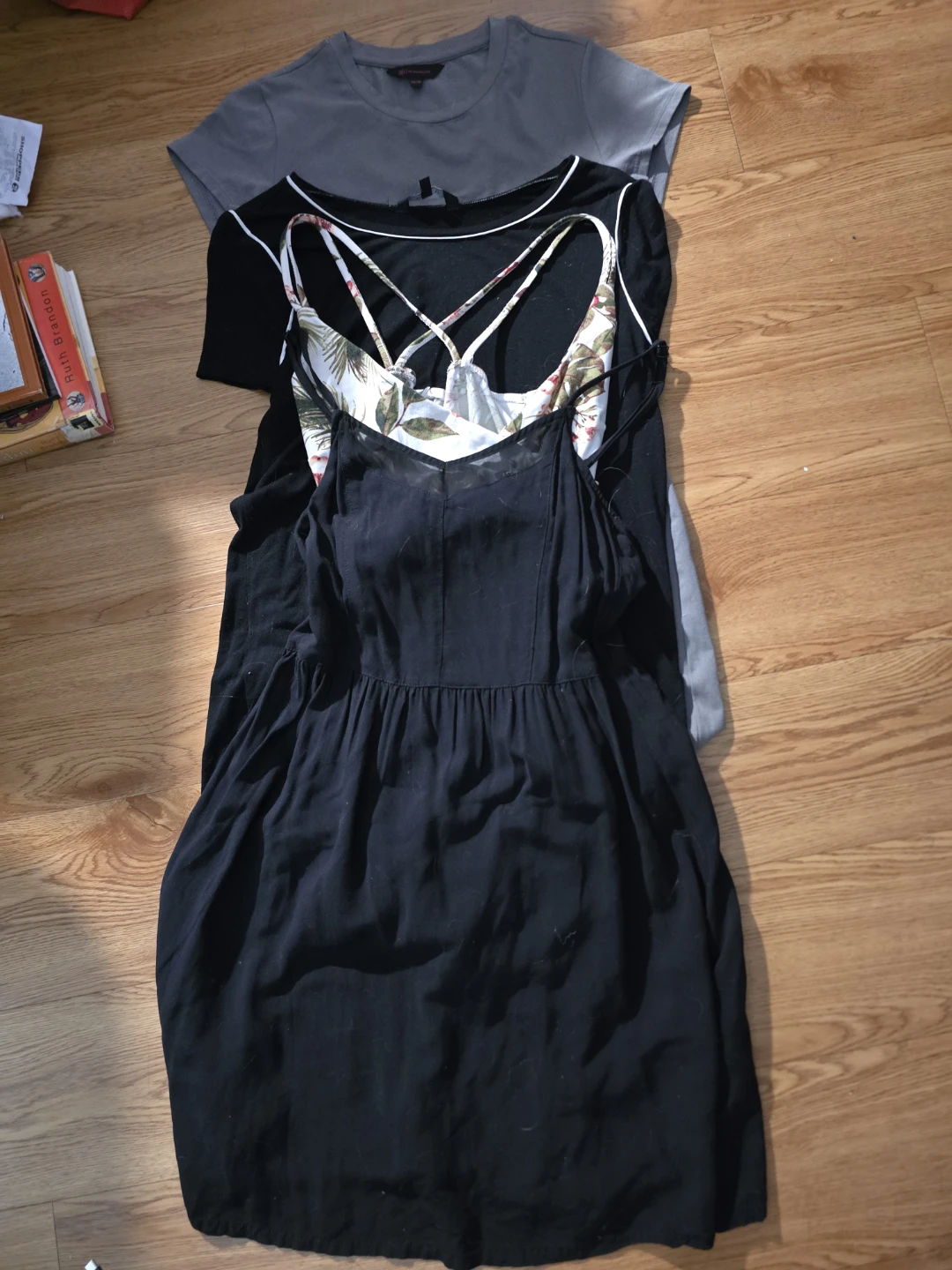 Bundle of Tween Dress xs