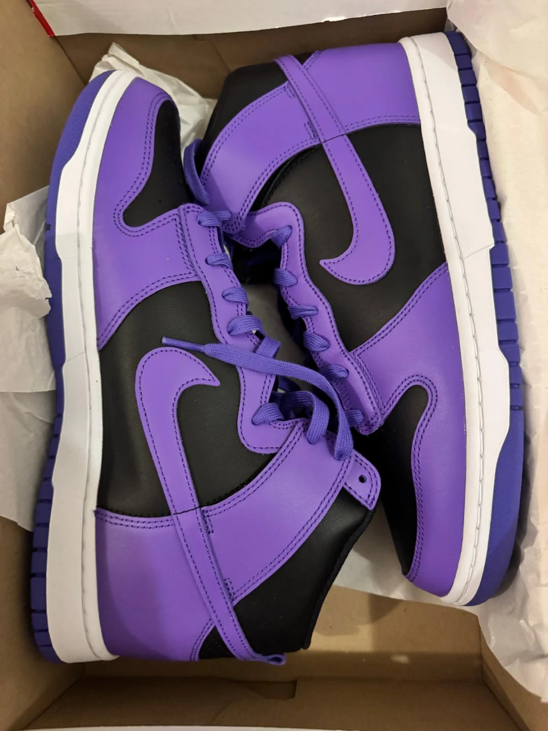 Nike Dunk Hi Retro Bttys Sneakers