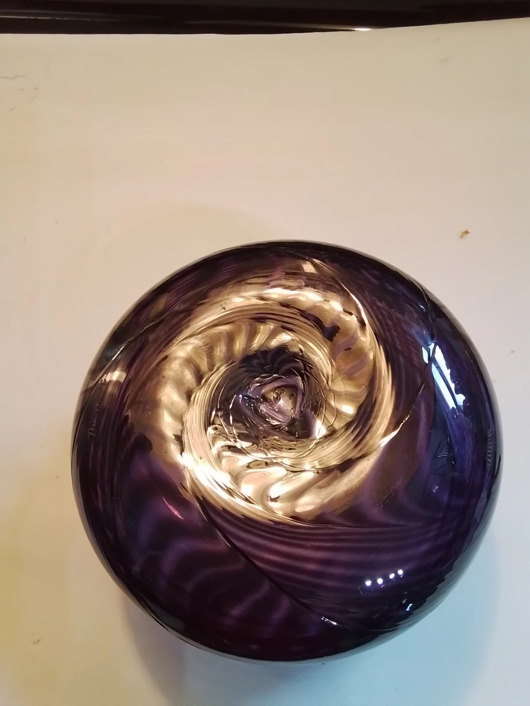 Signed Thorn Glass Studio 1998 Hand Blown Purple Spiral - photo 5