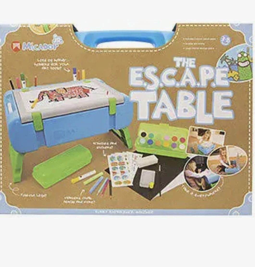 🏈  Portable Art Station with storage by Micadorr