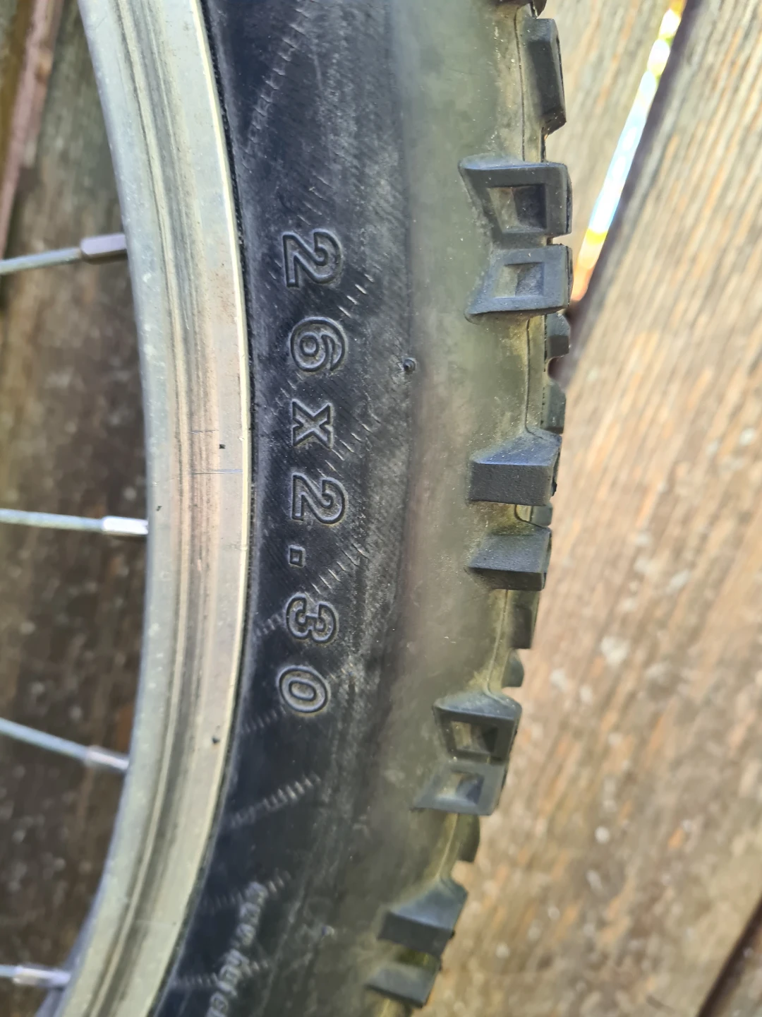 Hutchinson Spider Mountain Bike Tire 26 x 2.30 - photo 2