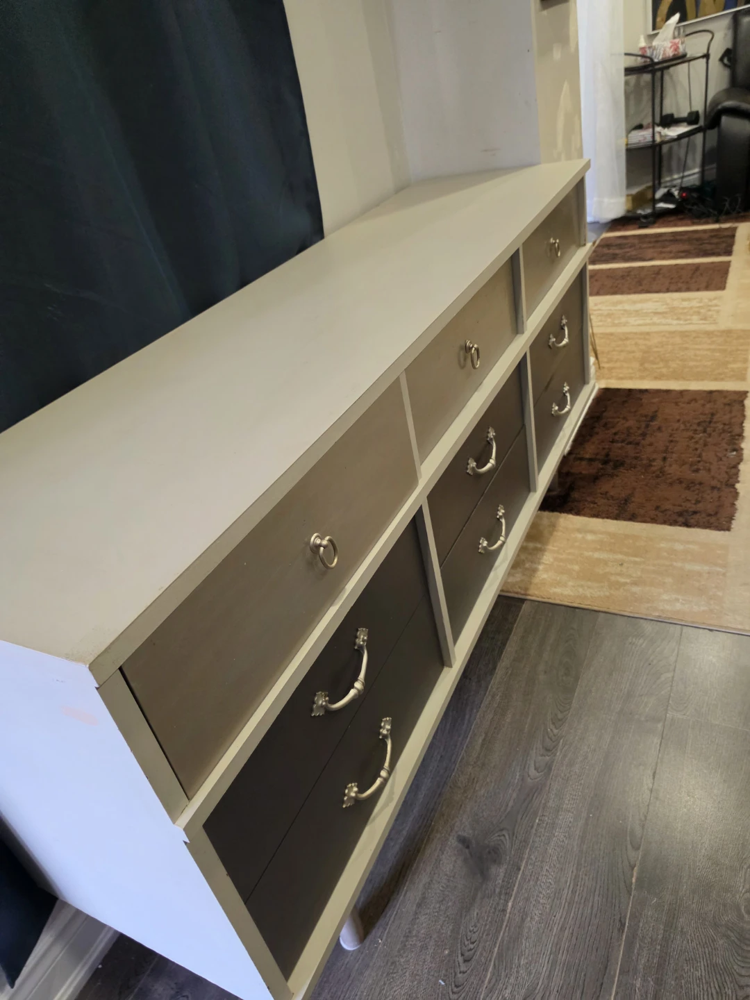 Two-Tone Nine-Drawer Dresser - photo 5