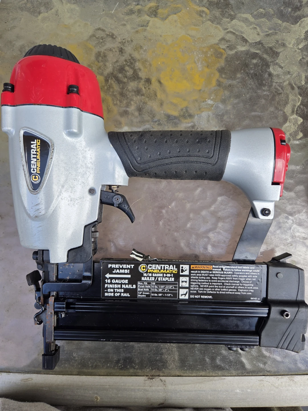 Central Pneumatic 3-in-1 Nailer/Stapler with Fasteners