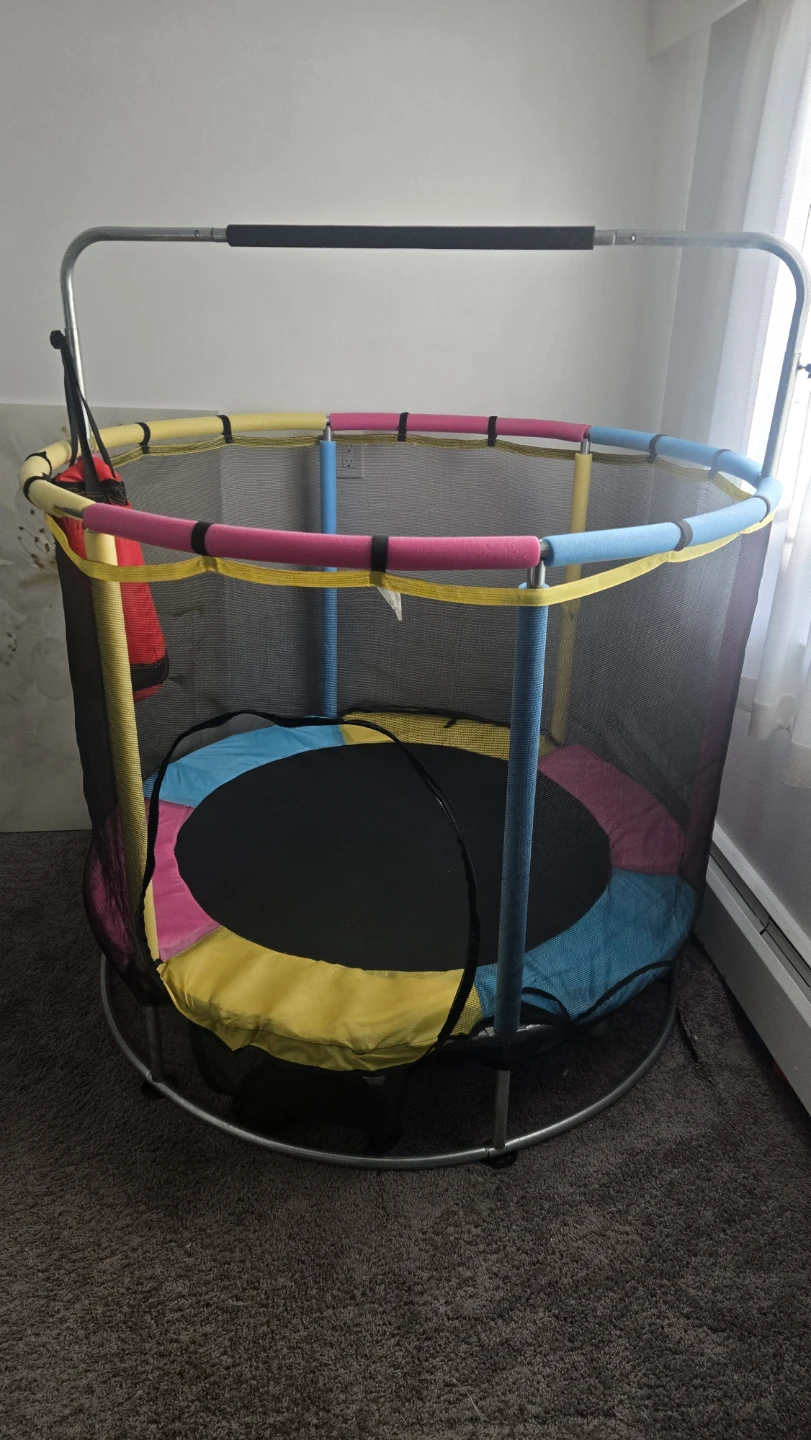 Kids indoor trampoline with enclosure