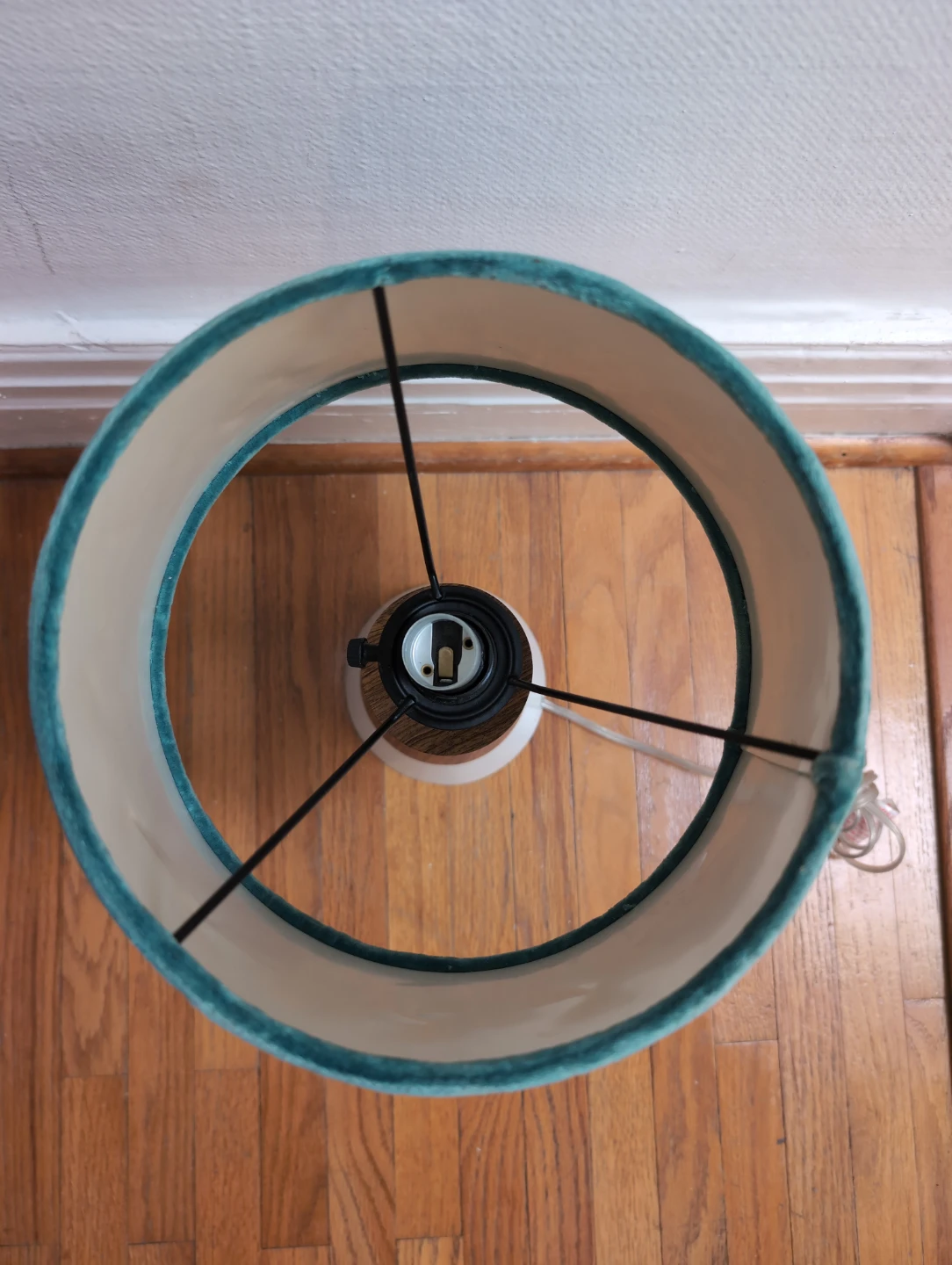 MCM Table lamp with teal velvet shade - photo 2