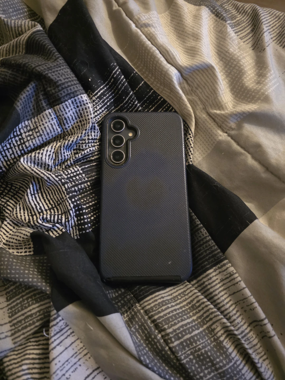 Samsung Galaxy S23 FE - photo 2