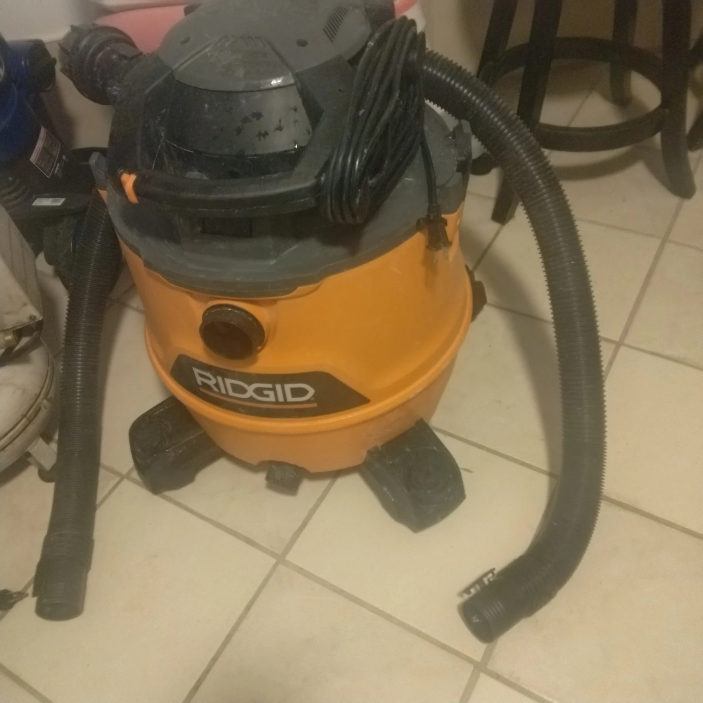 Vacum cleaner 16 galons - photo 2