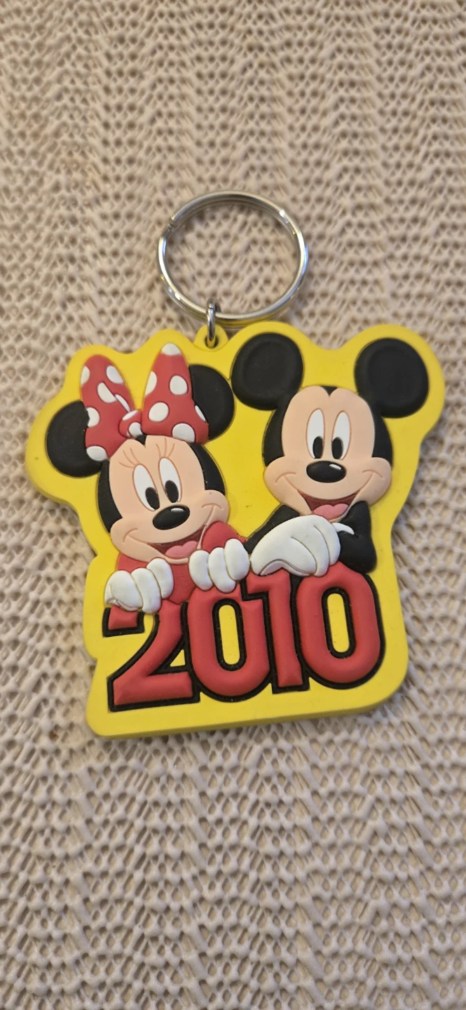 Mickey and Minnie Mouse 2010 Keychain