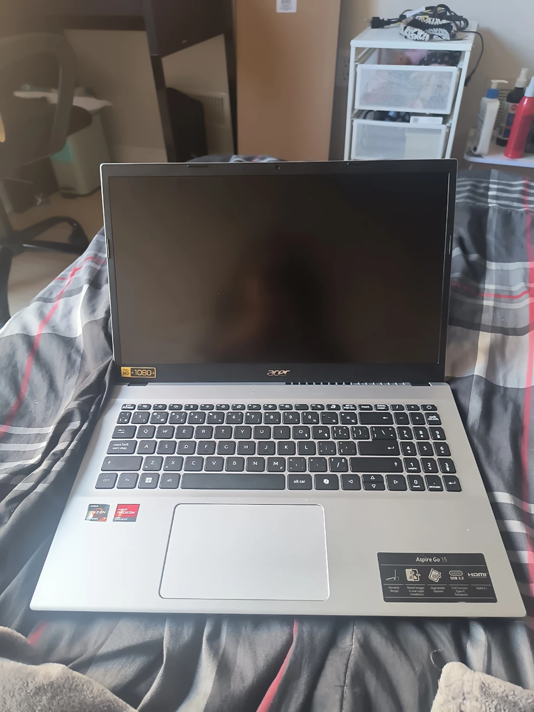 Acer Aspire Go 15 Laptop - photo 2