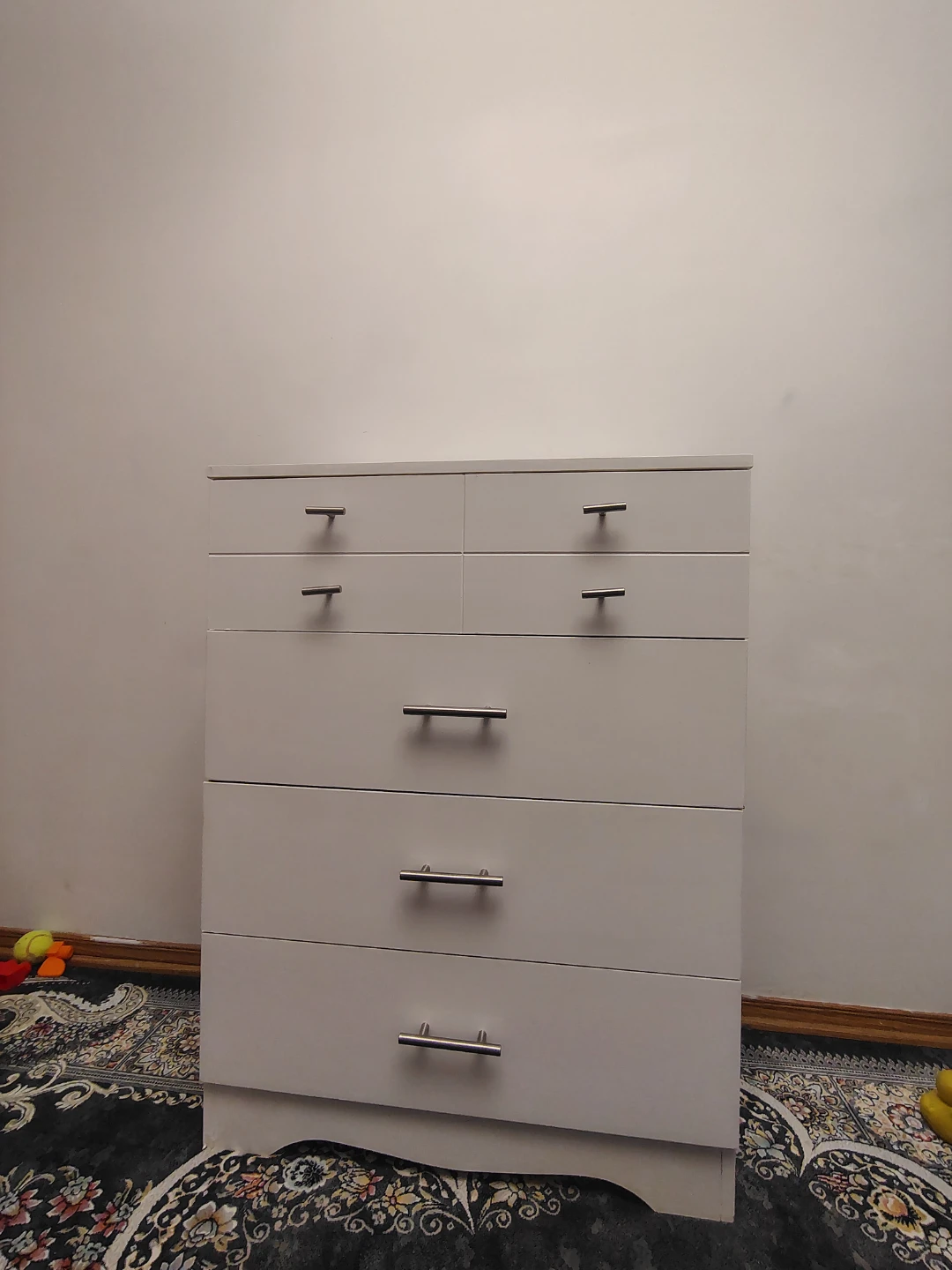 White 4-Drawer Dresser