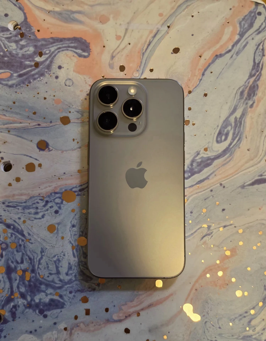 Apple iPhone 15 Pro  - Natural Titanium - photo 2