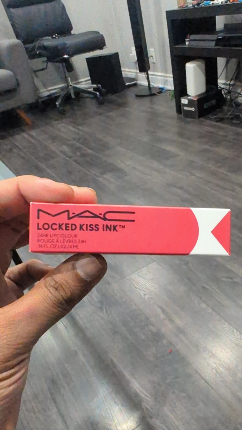 MAC Locked Kiss Ink - 80 Doyenne