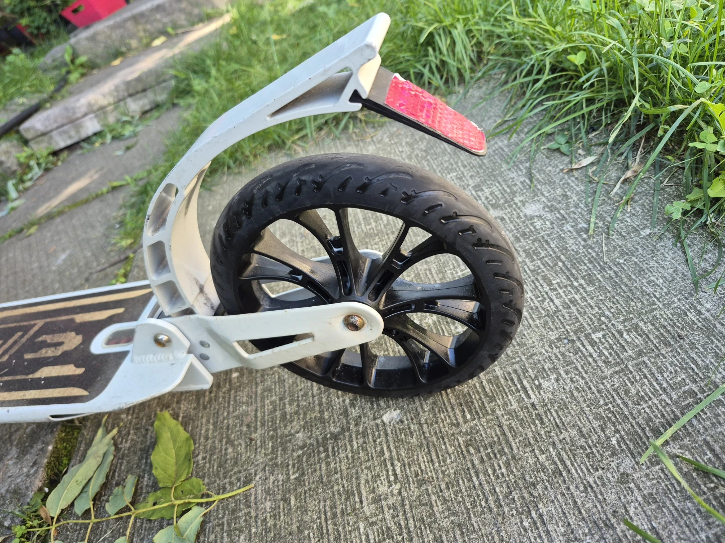 Kick Scooter with Dual Suspension & Large Wheels (price fixed) - photo 2