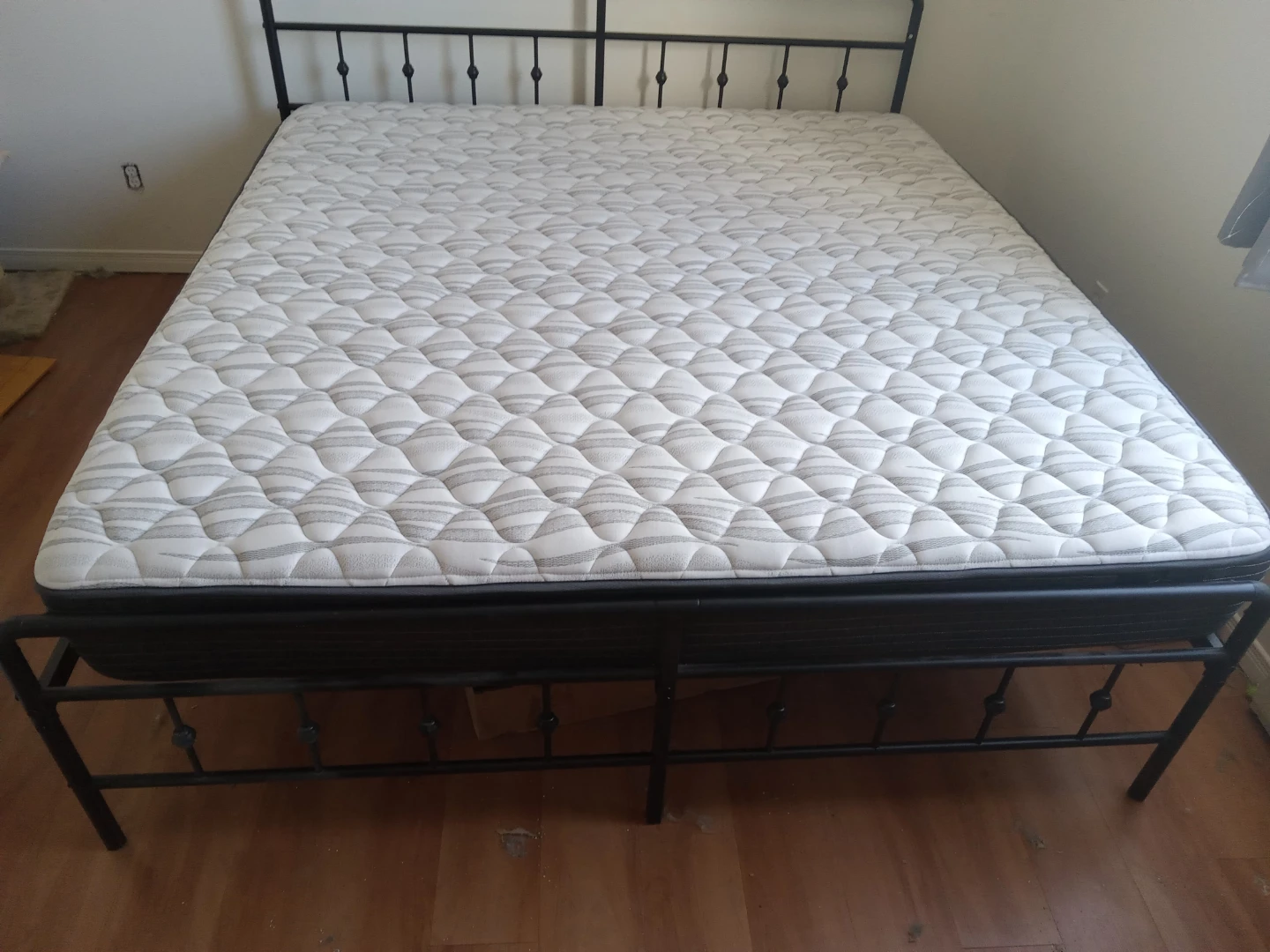 King size mattress and frame - photo 2
