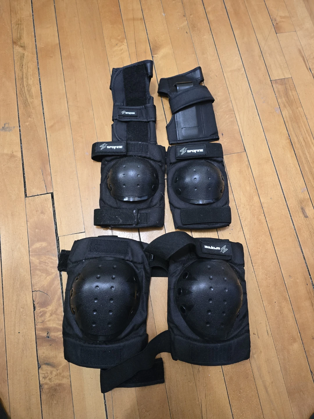 🏈Spofine Protective Gear Set
