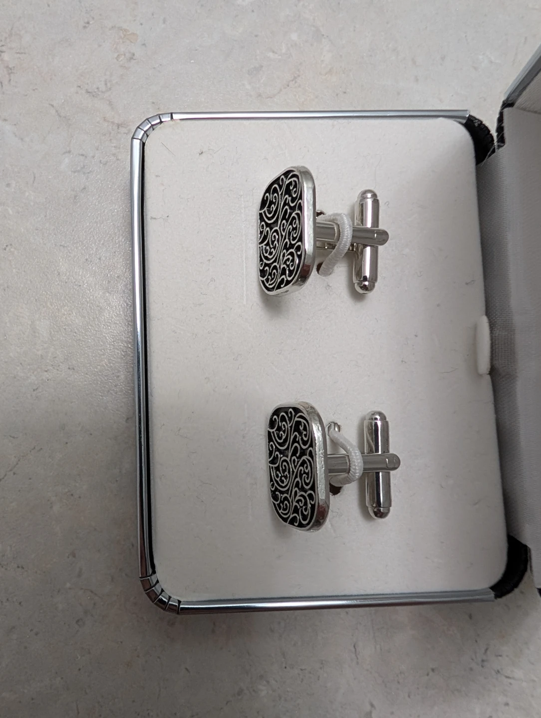 Cufflinks FREE Delivery - photo 3