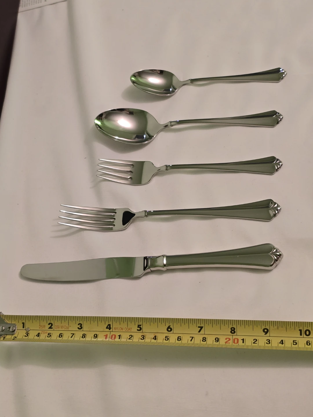 Oneida Stainless Flatware Set in Wooden Case - photo 5
