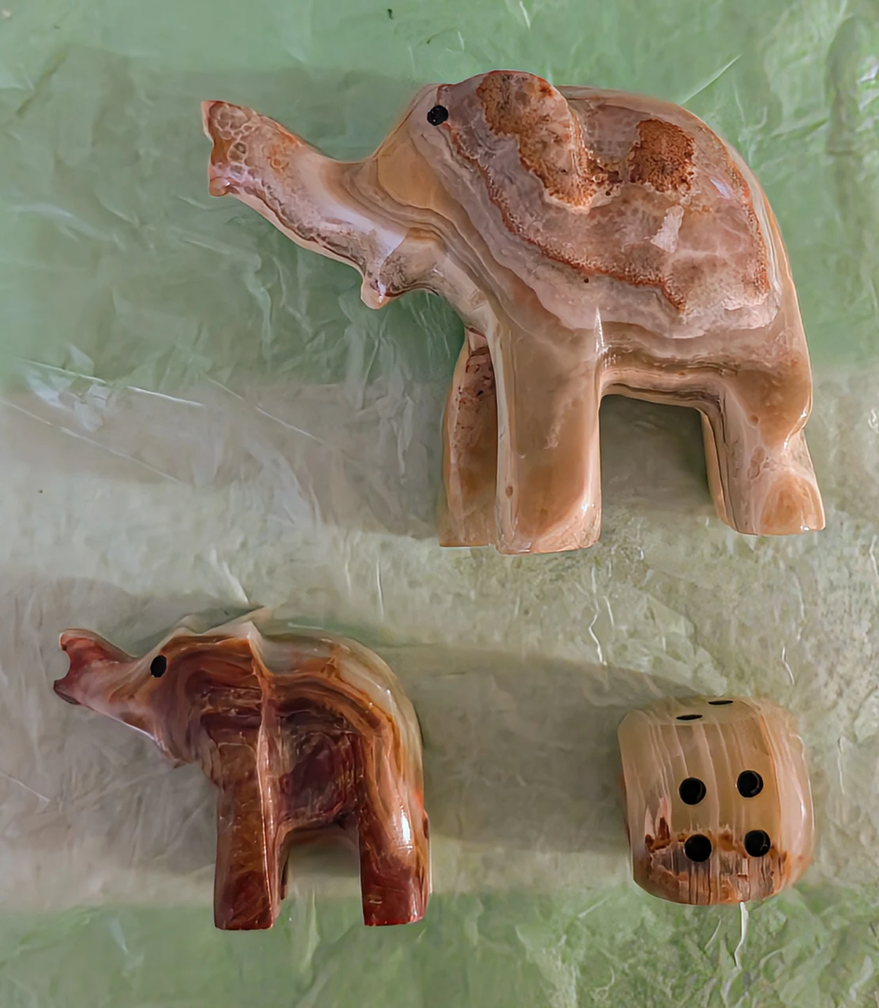 Onyx Stone Elephant Figurines and Dice Set
